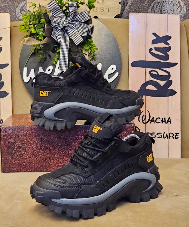 Caterpillar CAT Men’s Casual Sneakers – Rugged & Comfortable Everyday Shoes