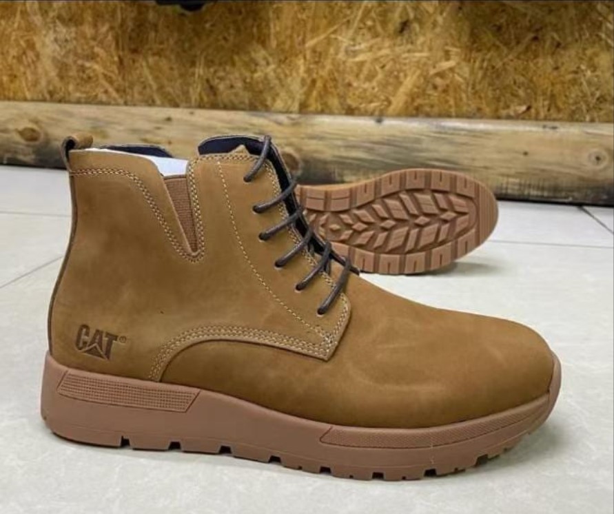 Premium CAT Casual Boots for Men – Stylish Lace-Up Leather Ankle Boots with Rugged Grip Sole